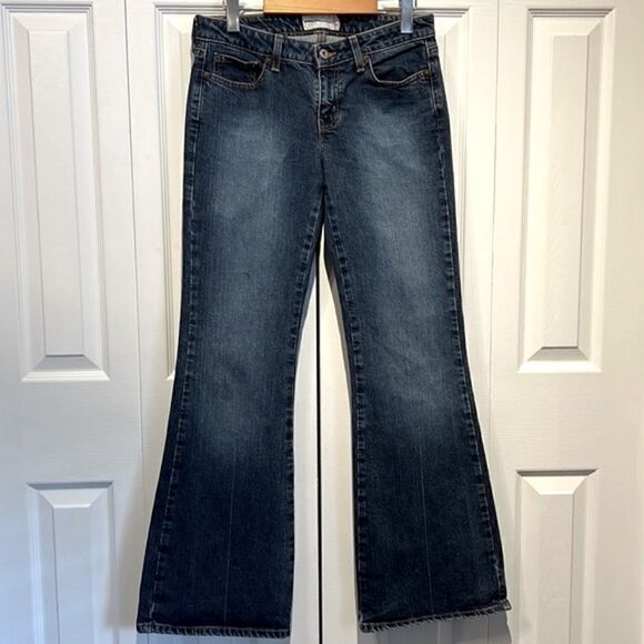 Bluenotes Medium Wash Flare Jeans Size 28 - Picture 1 of 10